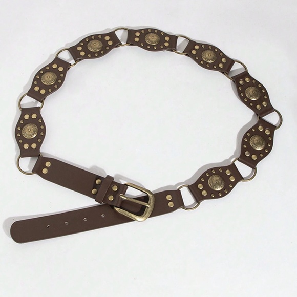 Western Brown Vegan Leather Studded Buckle Belt - Picture 4 of 5